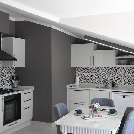 Aparthotel Pier21 House Fethiye Esterno foto